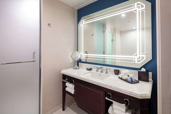 The Higgins Hotel New Orleans, Curio Collection by Hilton by null