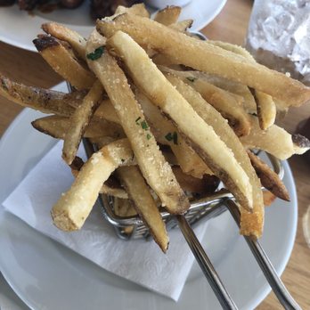 Brooklyn Bridge Bistro - Parmesan truffle fries - New American Near Me - Brooklyn, New York
