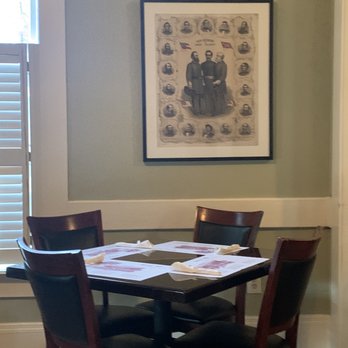 Walnut Hills - Dining room - Southern Near Me - Vicksburg, Mississippi