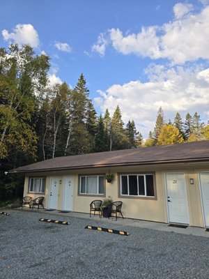 Parkway Motel by null