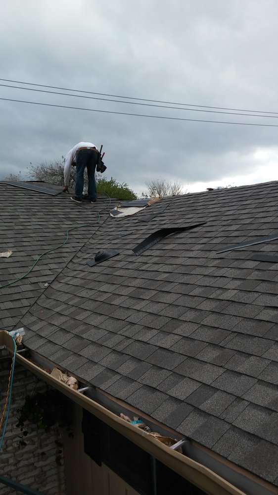 Slide of Stades Roofing