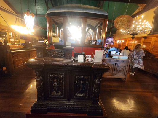 The Old Spaghetti Factory by null