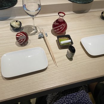 Sushi Ishikawa - Bar setting - Sushi Bars Near Me - New York, New York Sushi Ishikawa - Bar setting - Sushi Bars Near Me - New York, New York