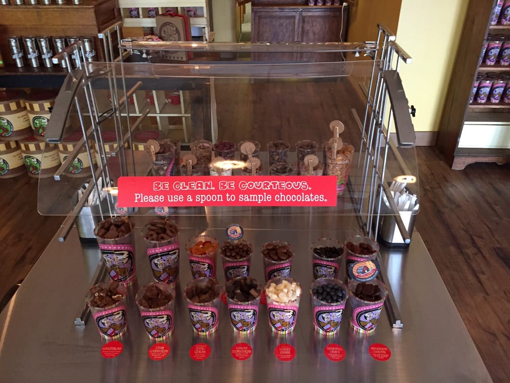 DROOLIN MOOSE Updated July 2024 14600 10th Ave S, Burnsville