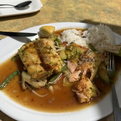 Huyen Quang - Hmm keine Ahnung was das hätte sein sollen, wohl thai angehaucht... definieren konnte ich es nicht.