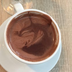 Aleja 40 - Hot chocolate