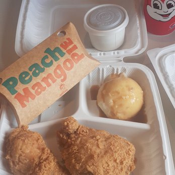 Jollibee - 2 piece with side of Mash Potatoes, side gravy, Mango Pie, and Drink. - Fast Food Near Me - Honolulu, Hawaii