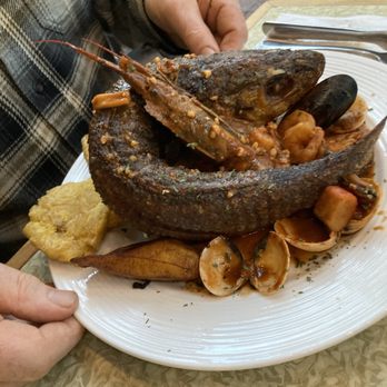 T'chaka - While Cajun fish - Seafood Near Me - Oakland, California