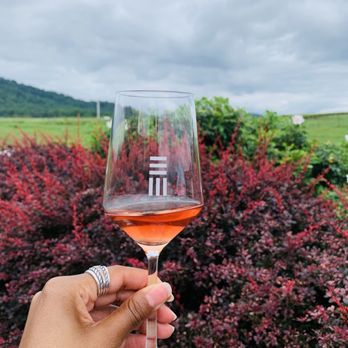 Early Mountain Vineyards - Wineries Near Me - Madison, Virginia