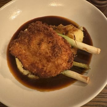 The Chesterfield Arms - Chicken Kiev - British Near Me - London, XGL