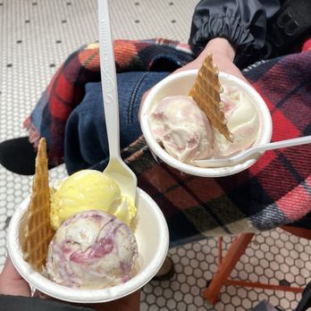 Jeni's Splendid Ice Creams - Brambleberry Crisp Pint, Rainbow BFY Pint, Lemon Crinkle Pint - Ice Cream & Frozen Yogurt Near Me - Bethesda, Maryland