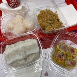 Sardine rice highly recommend by the husband as a favorite, noodles stuffed with beef, shrimp dumplings Sardine rice highly recommend by the husband as a favorite, noodles stuffed with beef, shrimp dumplings