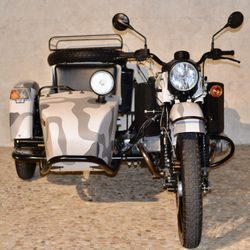 Santos Cycles - Ural Gear-Up