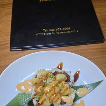 Dozo Sushi & Bar - Popcorn Scallop Roll - Sushi Bars Near Me - Monrovia, California
