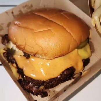 For The Win - The cheeseburger with pickles - American Near Me - Montebello, California For The Win - The cheeseburger with pickles - American Near Me - Montebello, California