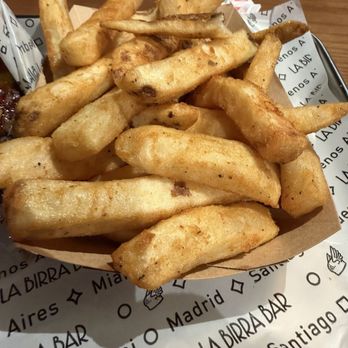 La Birra Bar - Burgers Near Me - Oakland Park, Florida