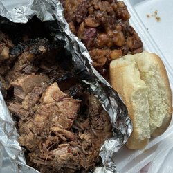Rogue Estate BBQ - Brisket,Beans