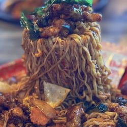 Bangkok Grill & Knockout Cafe - Crazy noodles with caramel chicken