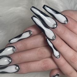 RS Nails & Beauty studio - Black and white nail designs