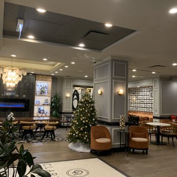 Claridge House Chicago, Tapestry Collection by Hilton - Lobby - Hotels Near Me - Chicago, Illinois Claridge House Chicago, Tapestry Collection by Hilton - Lobby - Hotels Near Me - Chicago, Illinois
