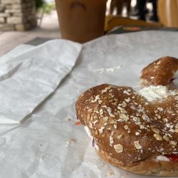 Red Cup Coffee Shop - Lox & Multigrain Bagel