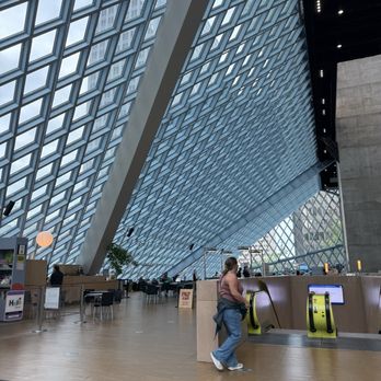 Seattle Public Library - Central Library - Libraries Near Me - Seattle, Washington