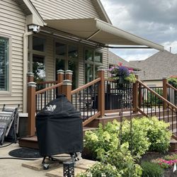 Premier Shades & Screens - Deck