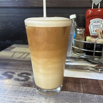 Doyle Street Cafe - Iced Cafe caramel latte - Breakfast & Brunch Near Me - Emeryville, California