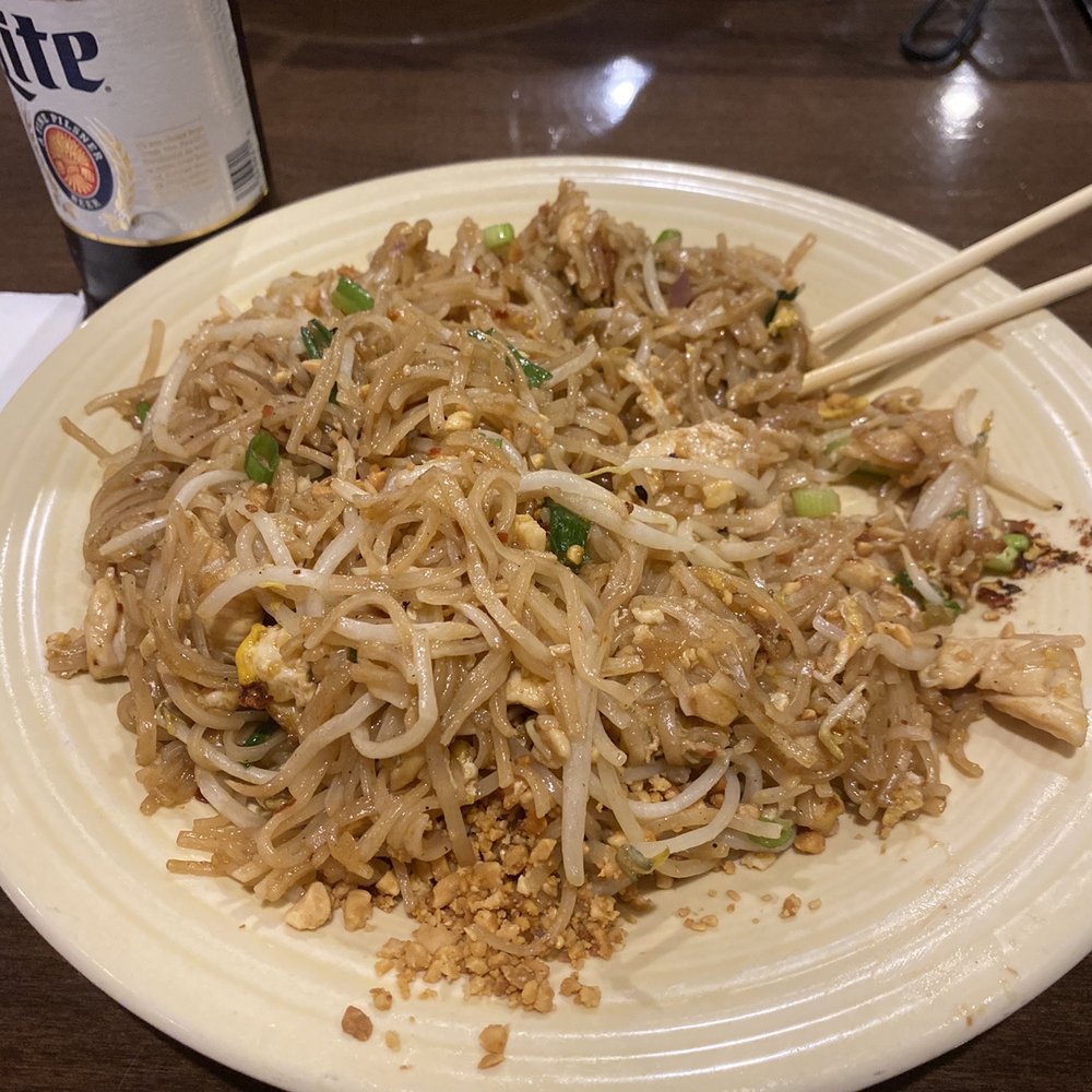Thai Connection - Chicken Padd Thai Lunch - Thai Near Me - Columbus, Indiana Thai Connection - Chicken Padd Thai Lunch - Thai Near Me - Columbus, Indiana