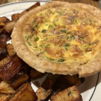 Mimi's Cafe - Quiche Lorraine - American Near Me - Chesterfield, Missouri Mimi's Cafe - Quiche Lorraine - American Near Me - Chesterfield, Missouri
