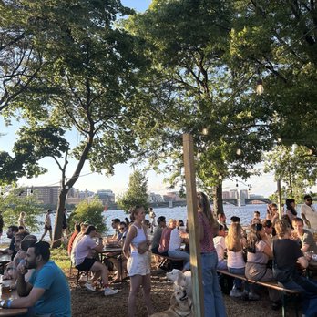 Night Shift Brewing Owl's Nest Esplanade - outside - Beer Gardens Near Me