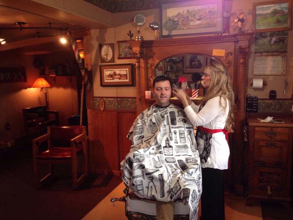 VICTORIAN CLIPPER BARBER SHOP Updated September 2024 530 Kearney St