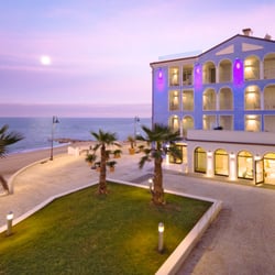 Life Hotel - Life Hotel