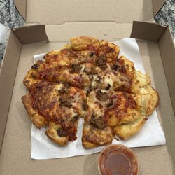Mulberry's - No care went in to making this pizza obviously employees are fat and happy and don't care about customers.