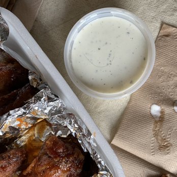 SoCal Wings - Wings with hairy ranch dressing - Chicken Wings Near Me - Westminster, California SoCal Wings - Wings with hairy ranch dressing - Chicken Wings Near Me - Westminster, California