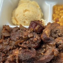 Glenda's Creole Kitchen Restaurant - Smothered Chicken