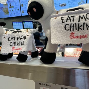 Chick-fil-A - Fast Food Near Me - Forest Hills, New York