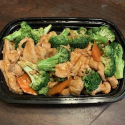 Grand China - Chicken & Broccoli