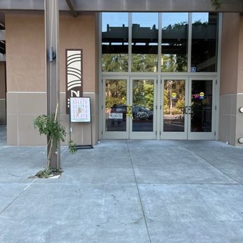 Daily Recess - Thankful for the sign that helped me find the place - Gelato Near Me - San Rafael, California Daily Recess - Thankful for the sign that helped me find the place - Gelato Near Me - San Rafael, California