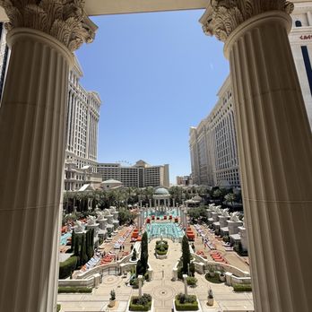 Caesars Palace - Pool - Hotels Near Me - Las Vegas, Nevada