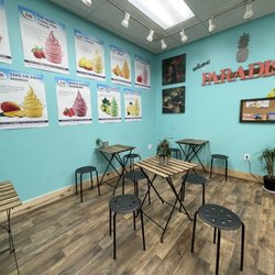 Paradise Shaved Ice - We brought the whole family over!! (9 of us)Island style  10/2/22