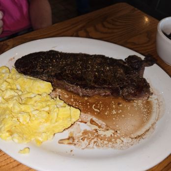 Cracker Barrel Old Country Store - Steak and eggs - American Near Me - Sandusky, Ohio
