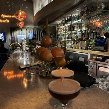 Botanica Art & Cocktail Bar