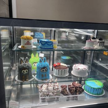Baskin-Robbins - Ice Cream & Frozen Yogurt Near Me - Covina, California