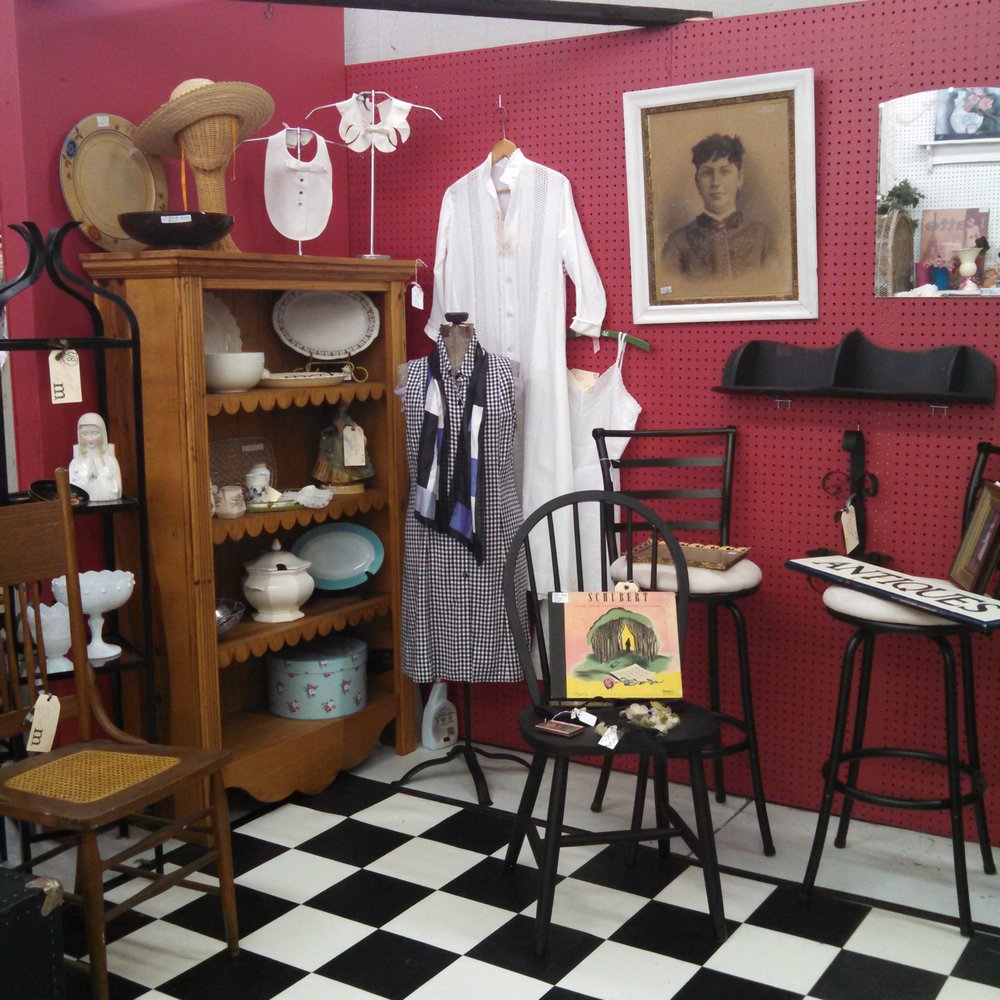 Georgetown Peddlers Mall - Flea Markets Near Me - Georgetown, Kentucky