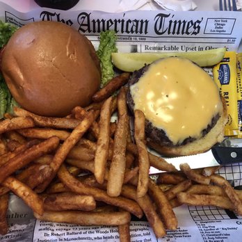 Georgie's Diner - Cheeseburger and fries - Diners Near Me - Saint Augustine, Florida Georgie's Diner - Cheeseburger and fries - Diners Near Me - Saint Augustine, Florida