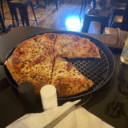 Leo’s Elkhorn - Cheese Pizza