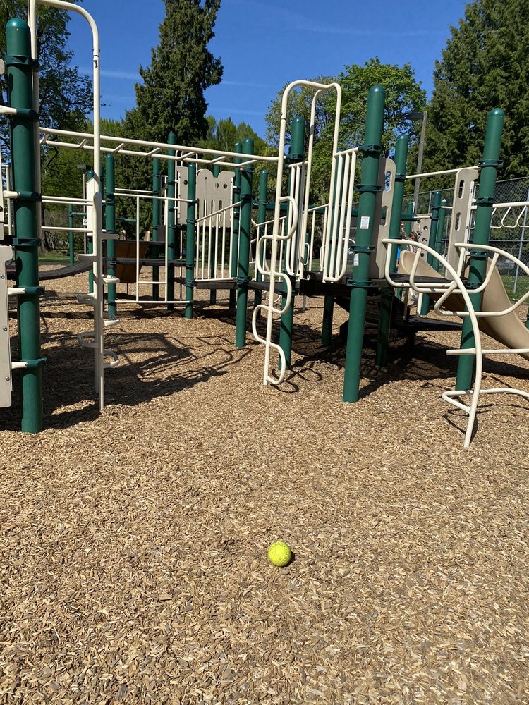 FARRAGUT PARK Updated June 2024 N Kerby Ave & Farragut St, Portland