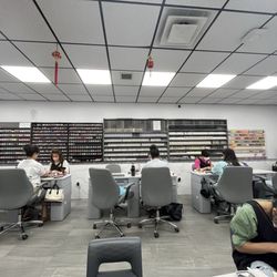 Your Nail & Spa II