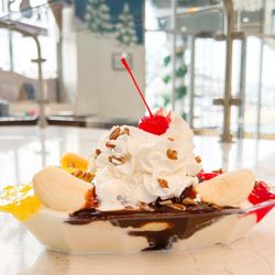 Frosty's Sweets & Eats - Banana Split